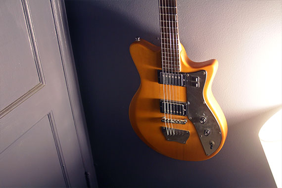 LES-GUITARES-SOLID-BODY